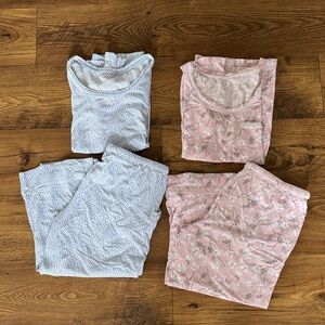 Bundle of 2 Carole Hochman women’s pajama sets, size XS
